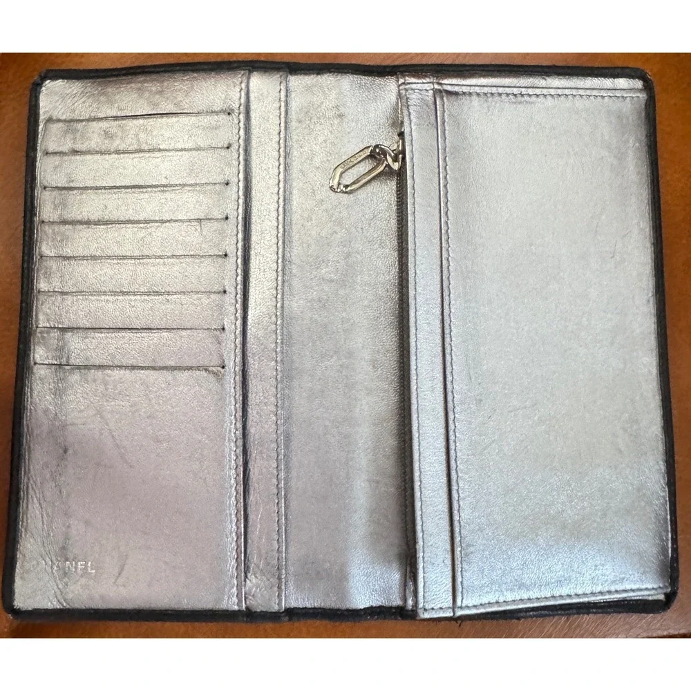 Chanel Black Leather Vertical Stitch Bifold Long Wallet Silver Interior CC Logo